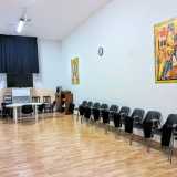 L'aula adibita a cinema e teatro
